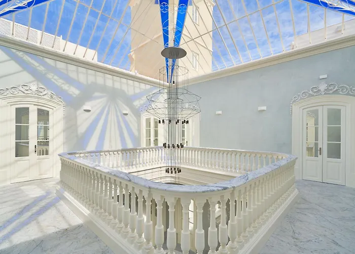 Tandem Palacio Veedor De Galeras * كاديز